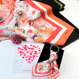 Pack-Regalo-Seda-Panuelo-Charm-Amelias-Bonitomundo
