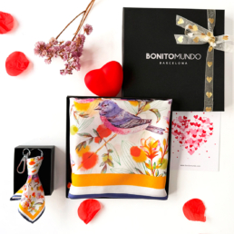 Pack-Regalo-Seda-Panuelo-Charm-Violetas-Bonitomundo
