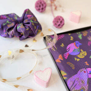 pack-regalo-seda-panuelo-coletero-paradise-bonitomundo.com