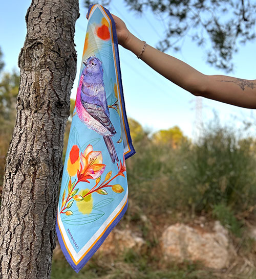 Bonito Mundo natural silk scarf
