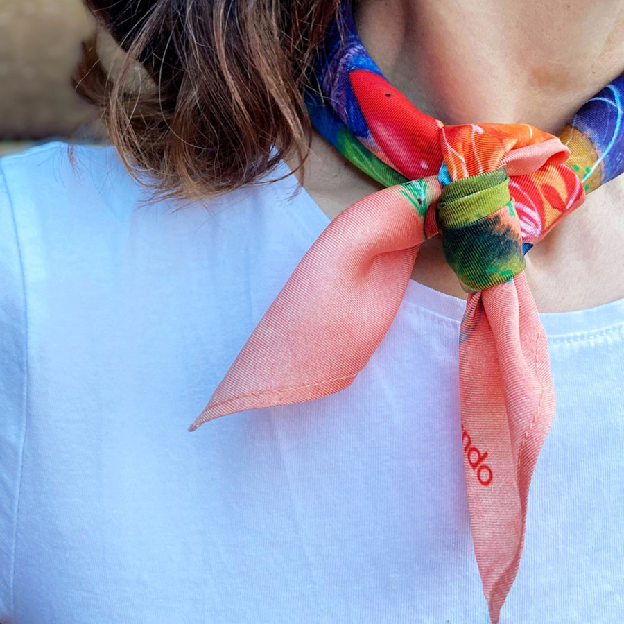 silk scarf for woman with knot at the neck