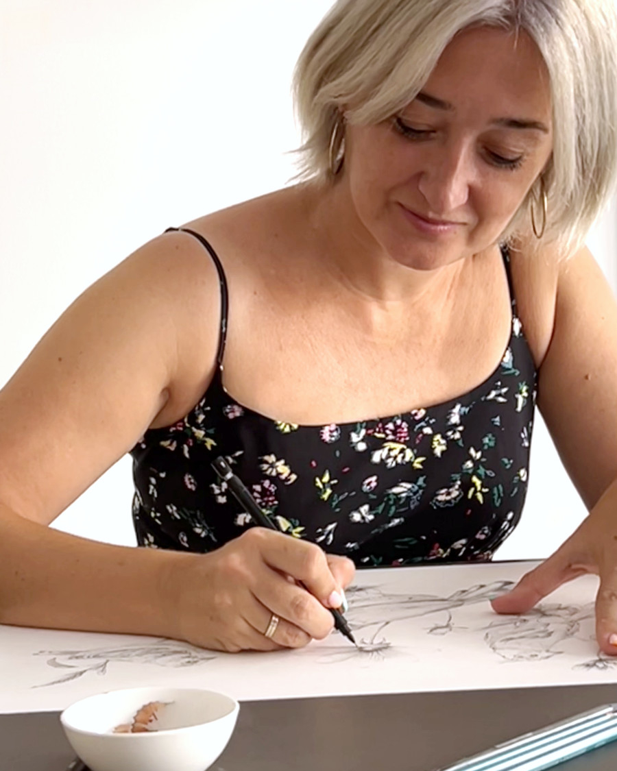 Estela Rivero, visual artist creator of Bonito Mundo, drawing